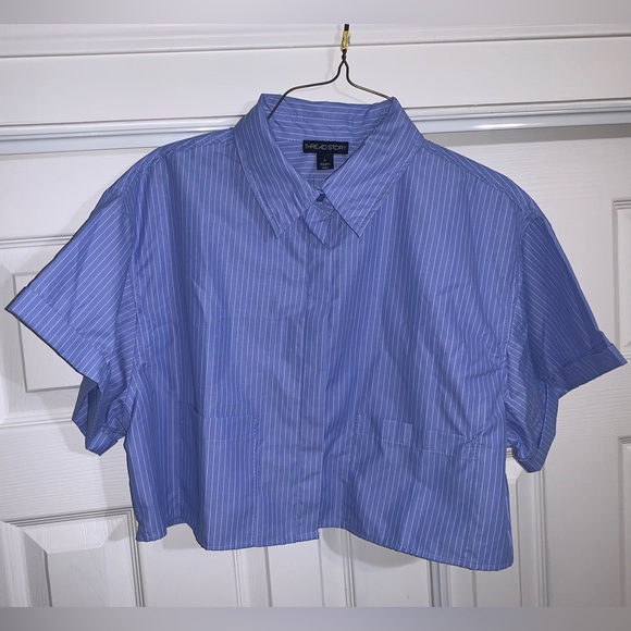 Women’s/Juniors Thread Story Striped Cropped Button Down Shirt Blue/White Large - Picture 2 of 5